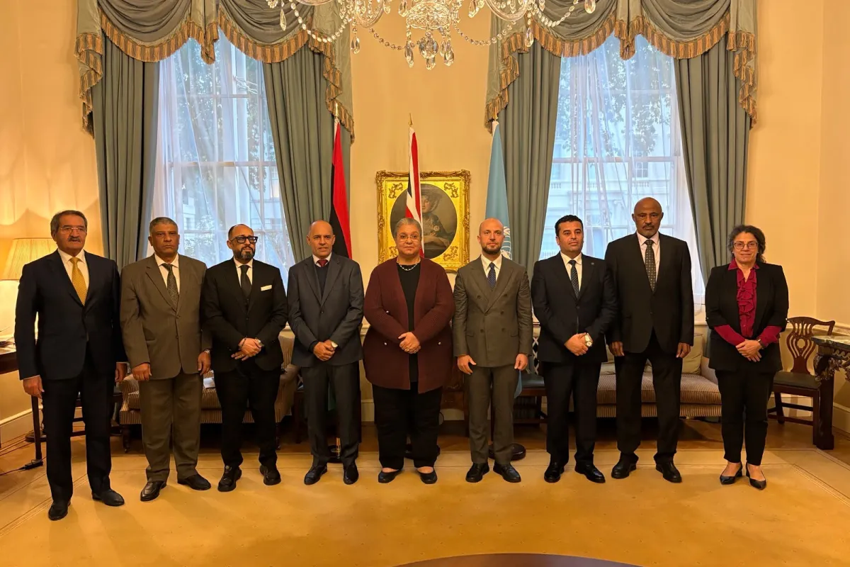 Smaller Convening meets in London 