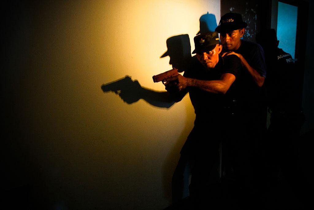 United States Naval Criminal Investigative Service trains PNTL trainers in first response tactics.